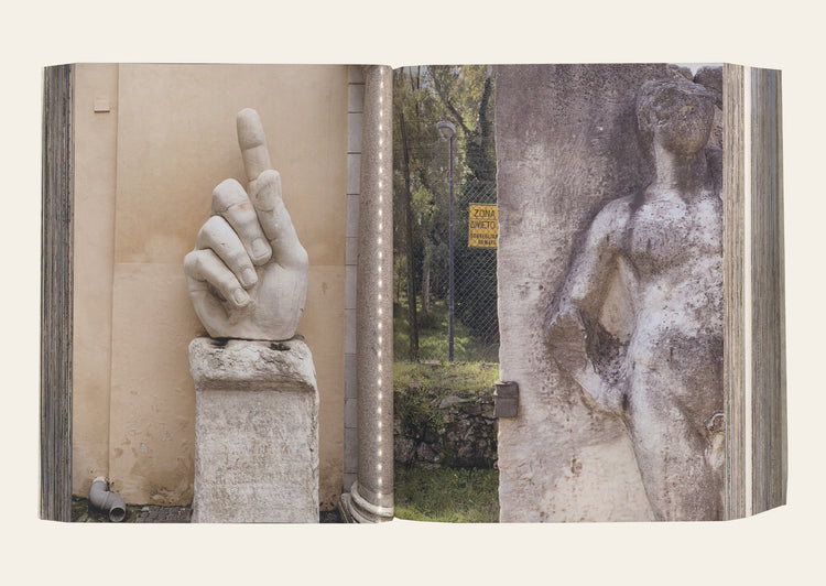 Roma. Never Walk On Crowed Streets - Giovanna Silva