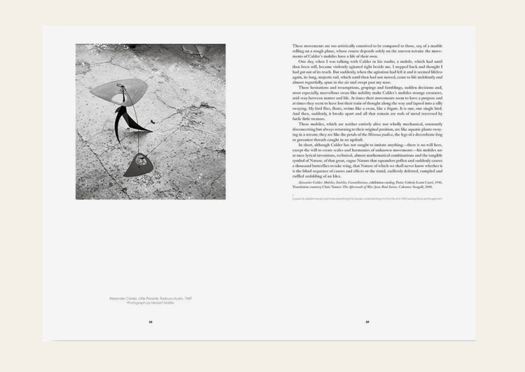 Calder Sculpting Time - Carmen Giménez With Ana Mingot